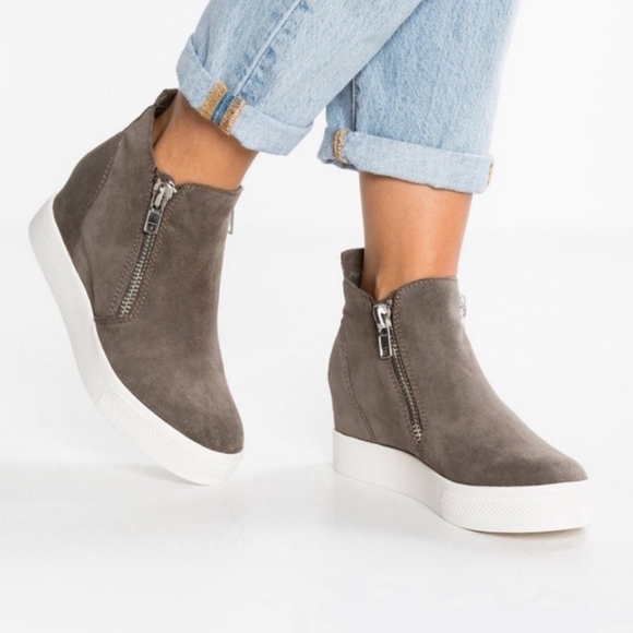 steve madden wedgie on sale